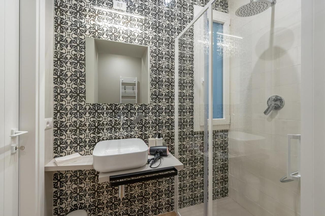 Palazzo Massa Apartments Naples Exterior photo