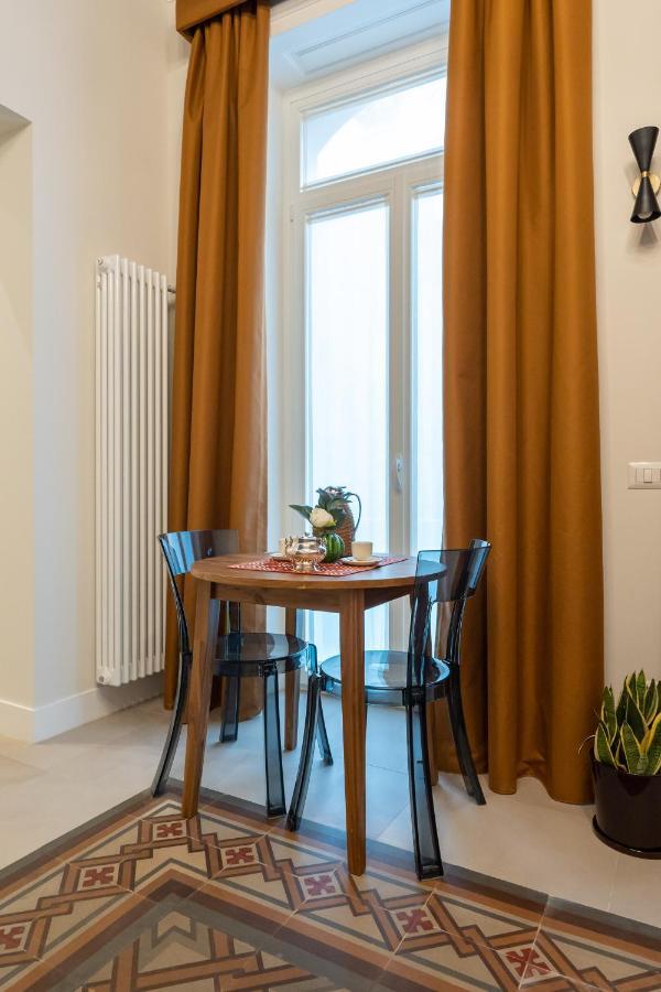 Palazzo Massa Apartments Naples Exterior photo